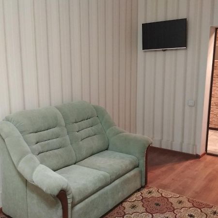 Tumar Hotel Bishkek Ngoại thất bức ảnh