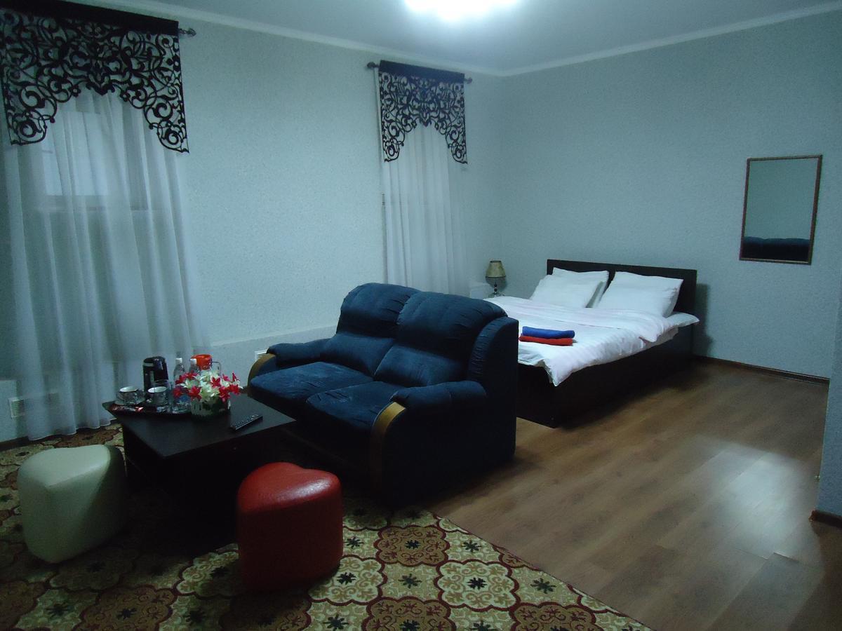 Tumar Hotel Bishkek Ngoại thất bức ảnh