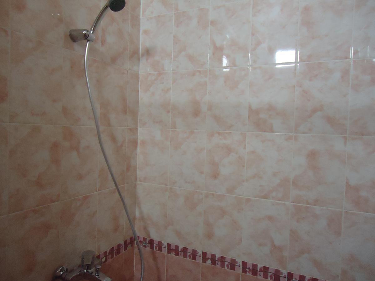 Tumar Hotel Bishkek Ngoại thất bức ảnh