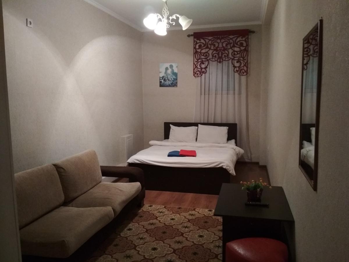 Tumar Hotel Bishkek Ngoại thất bức ảnh